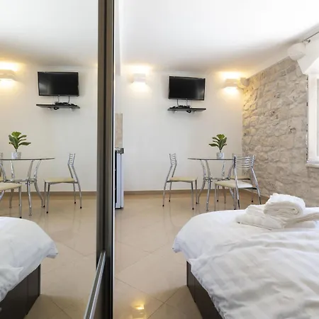 Appartement Lucica-1 By Interhome Trogir